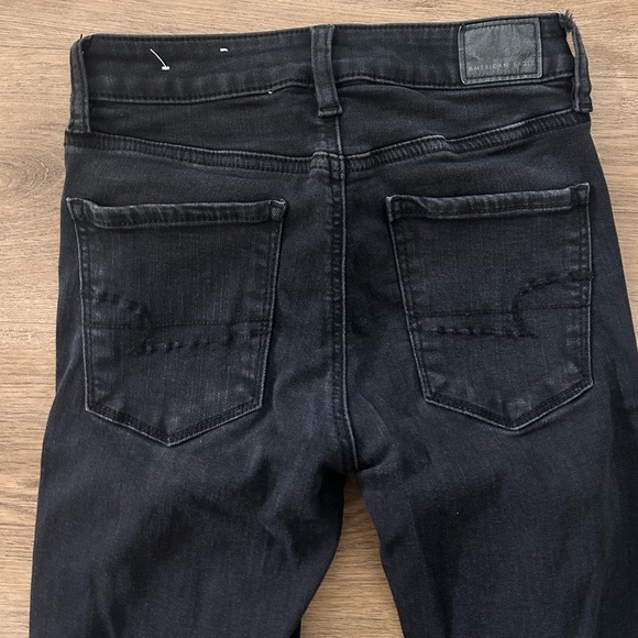 American Eagle Woman’s Skinny Jeans- EUC - Picture 5 of 10